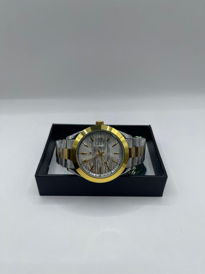 Golden Eclipse | Two-Tone Fluted Bezel Date Watch
